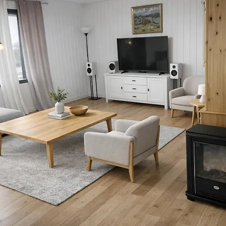 Grandma Guest House, Near Ski, Biking, River Summer Camp Villa Rena