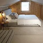 Grandma Guest House, Near Ski, Biking, River Summer Camp Willa *